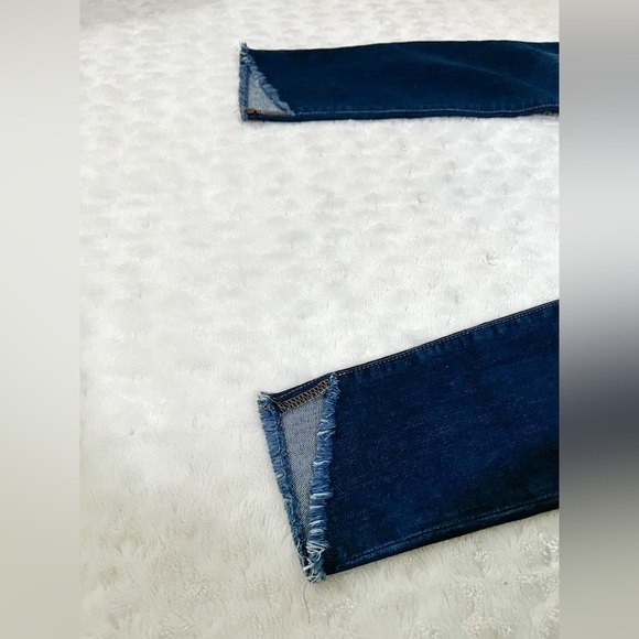 NWOT- JOES JEANS High Rise Skinny Slanted Hem Ankle Jeans - Picture 7 of 15